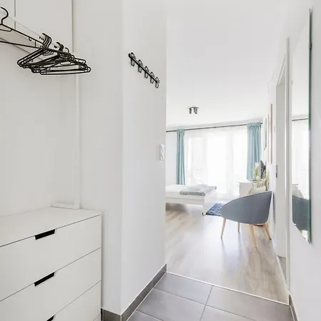 Modern Riverfront Apartment With Free Parking Budapest Exterior photo