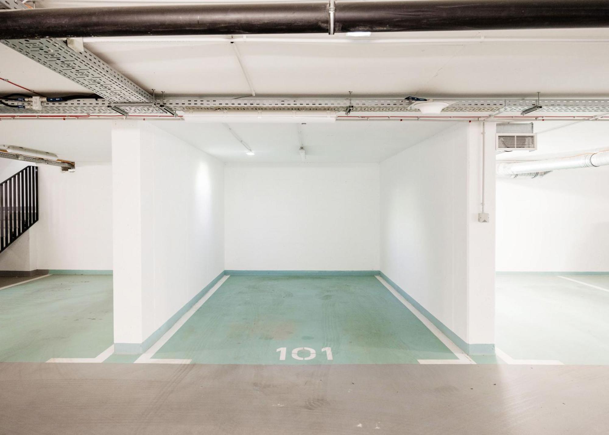 Apartment Modern Riverfront With Free Parking Budapest